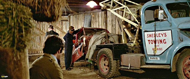 A still #3 from The Cars That Ate Paris (1974)