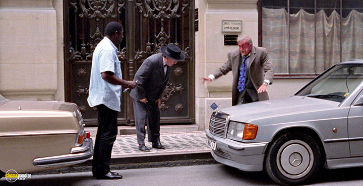A still #10 from Fifi Martingale (2001)