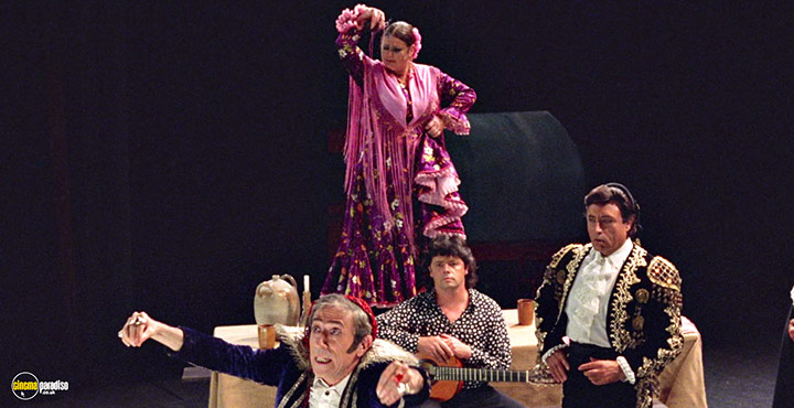 A still #9 from Fifi Martingale (2001)