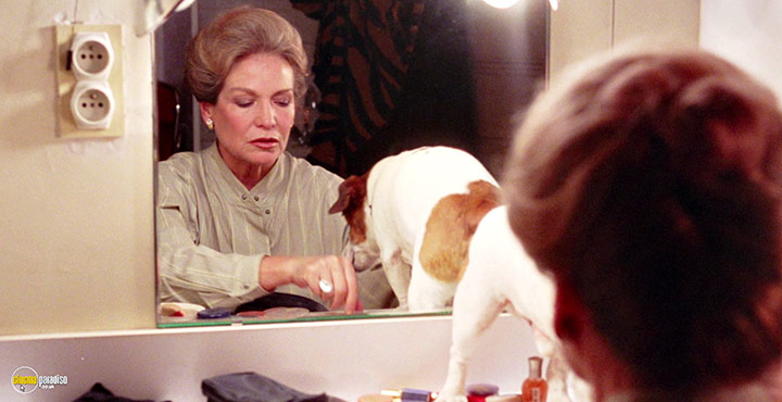 A still #24 from Fifi Martingale (2001)