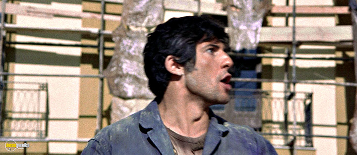 A still #13 from Confessions of a Police Captain (1971)