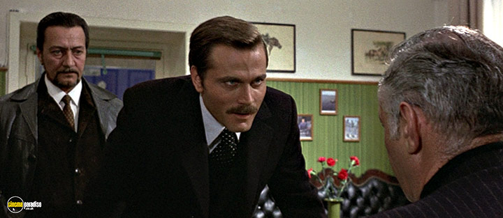 A still #26 from Confessions of a Police Captain (1971)