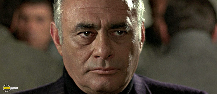 A still #34 from Confessions of a Police Captain (1971)