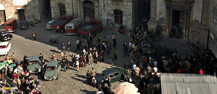 A still #60 from Confessions of a Police Captain (1971)