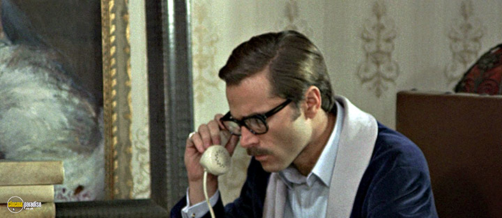 A still #63 from Confessions of a Police Captain (1971)