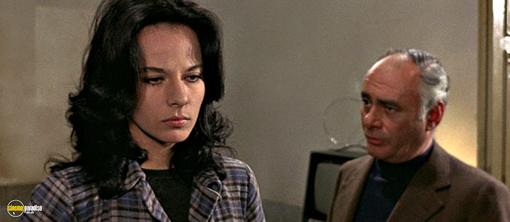 A still #78 from Confessions of a Police Captain (1971)