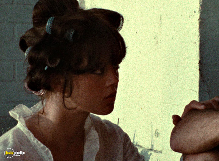 A still #5 from Near Orouët (1971)