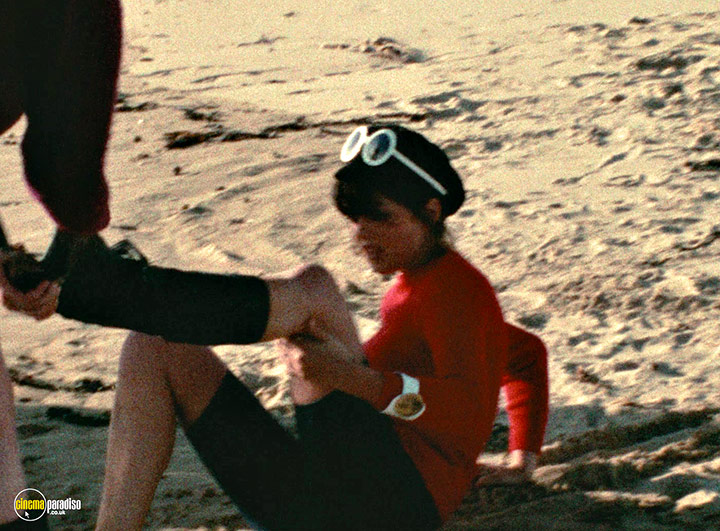 A still #19 from Near Orouët (1971)