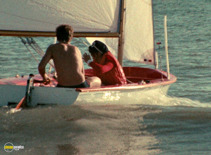 A still #20 from Near Orouët (1971)