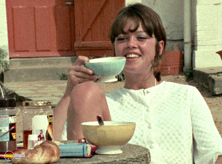 A still #38 from Near Orouët (1971)