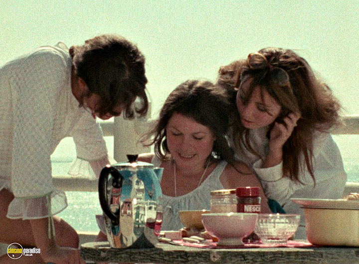 A still #47 from Near Orouët (1971)