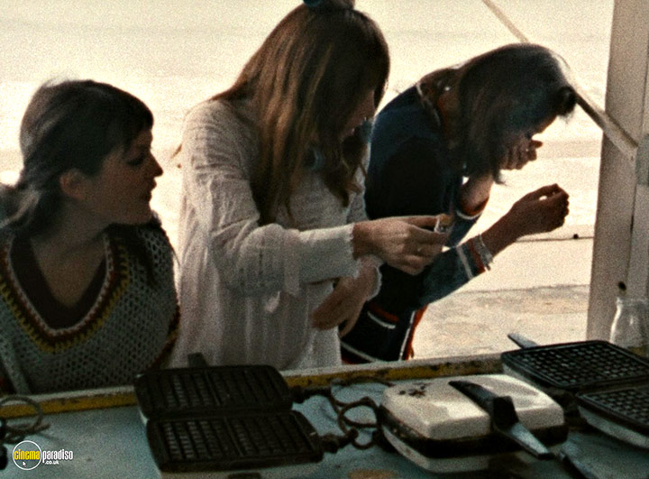 A still #49 from Near Orouët (1971)