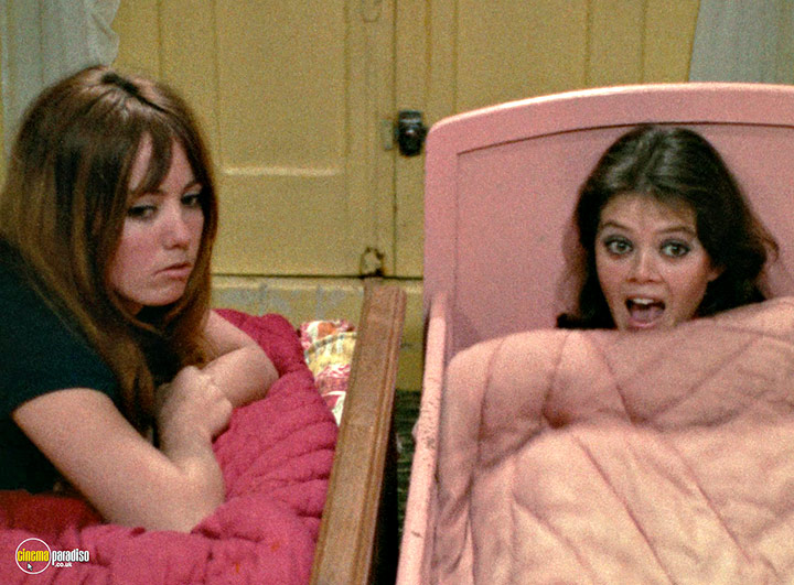 A still #51 from Near Orouët (1971)