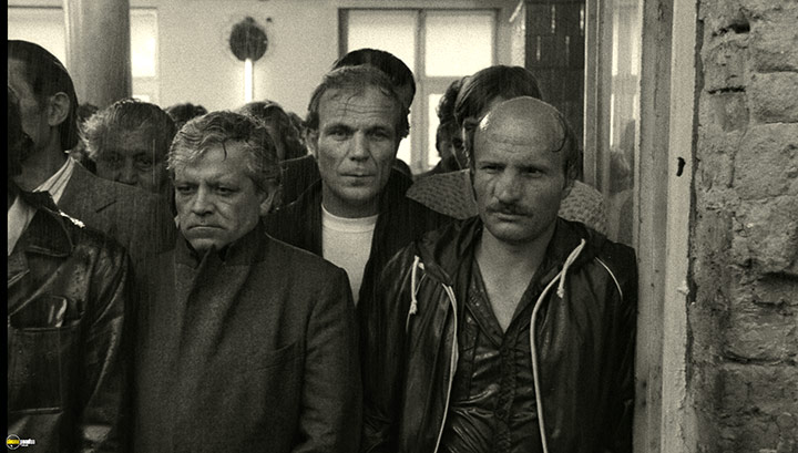 A still #6 from Damnation (1988)