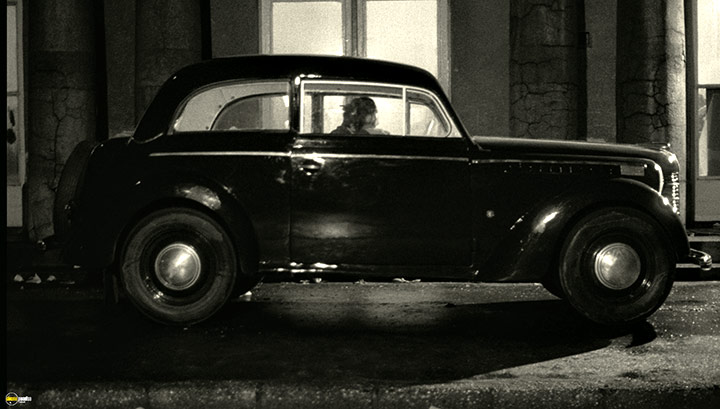 A still #10 from Damnation (1988)