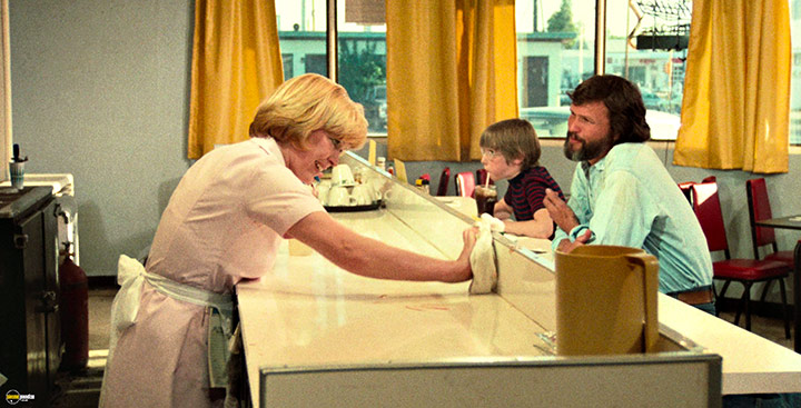 A still #4 from Alice Doesn't Live Here Anymore (1974)