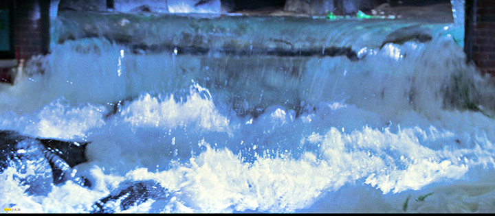 A still #4 from Eraser (1996)