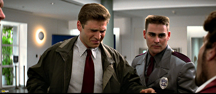 A still #33 from Eraser (1996)
