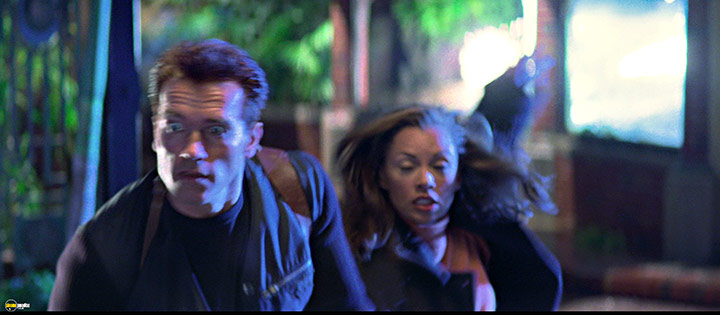 A still #54 from Eraser (1996)