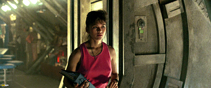 A still #43 from DeepStar Six (1989)