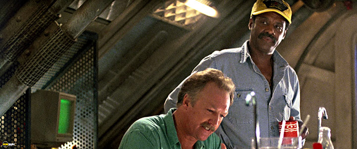 A still #16 from DeepStar Six (1989)
