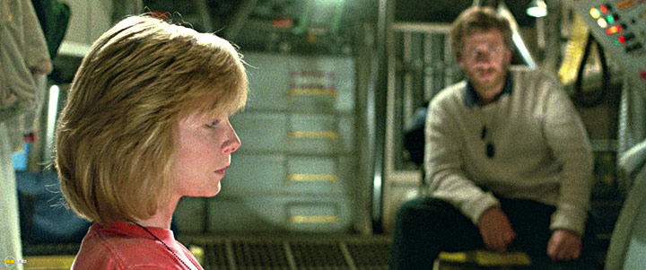 A still #33 from DeepStar Six (1989)