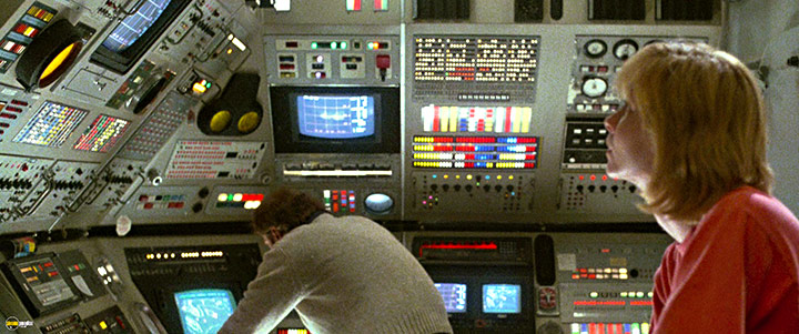 A still #9 from DeepStar Six (1989)