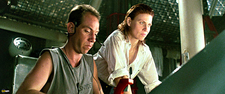 A still #19 from DeepStar Six (1989)