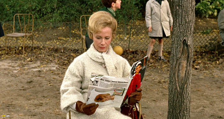 A still #24 from Charade (1963)