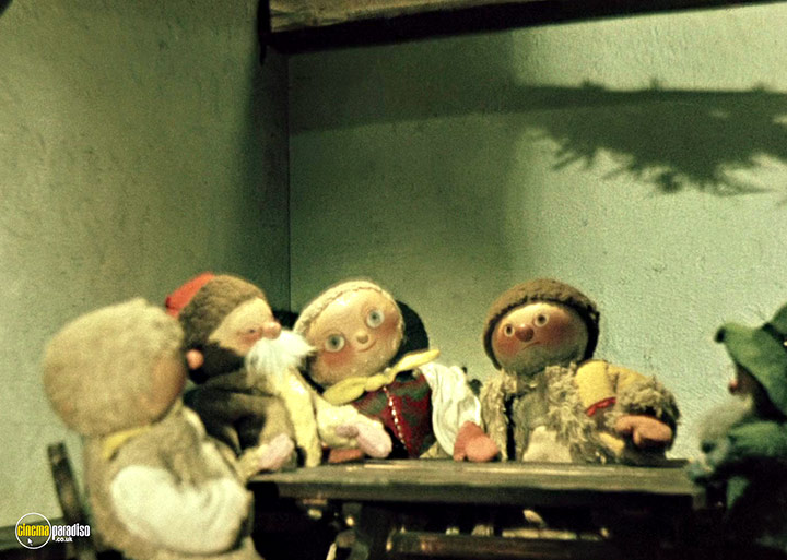 A still #17 from Jirí Trnka: Puppet Master (1965)