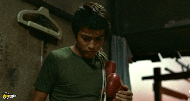 A still #82 from The Boxer (1977)