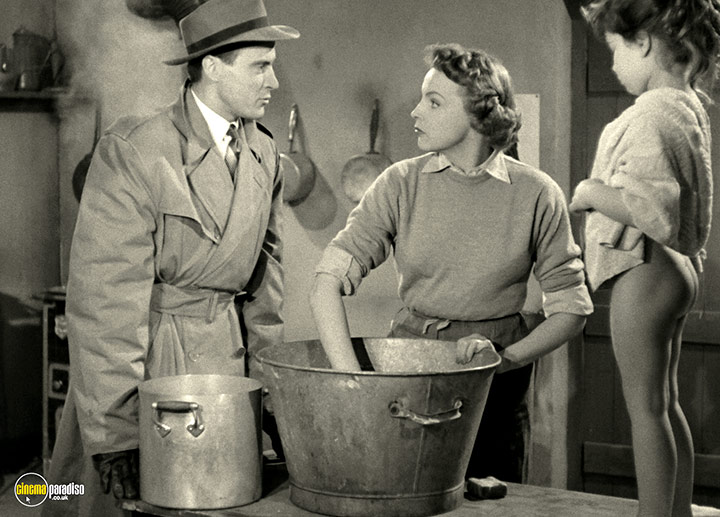 A still #9 from Full House (1952)