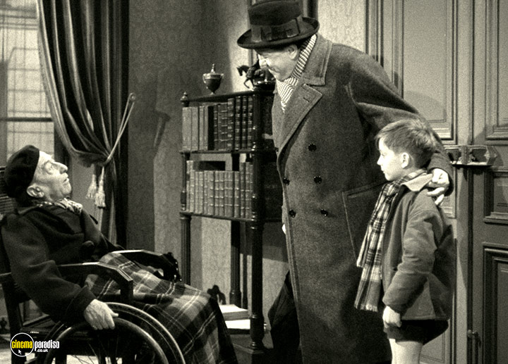 A still #21 from Full House (1952)