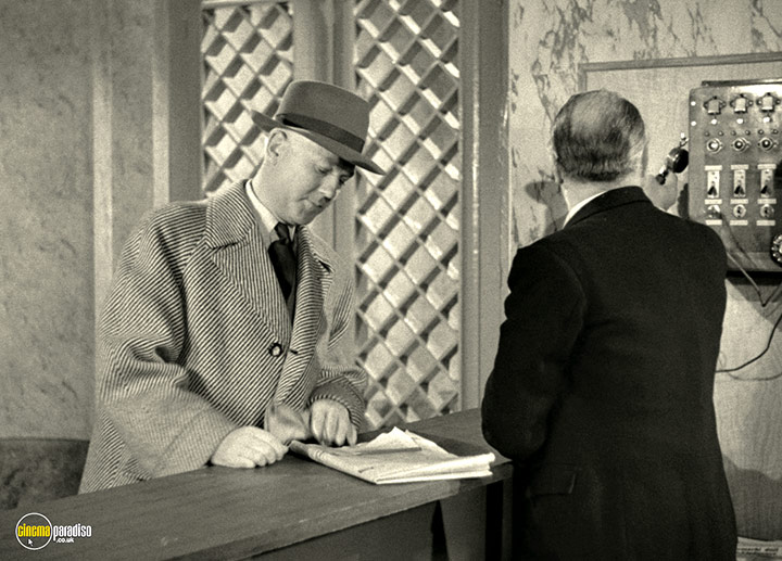 A still #34 from Full House (1952)
