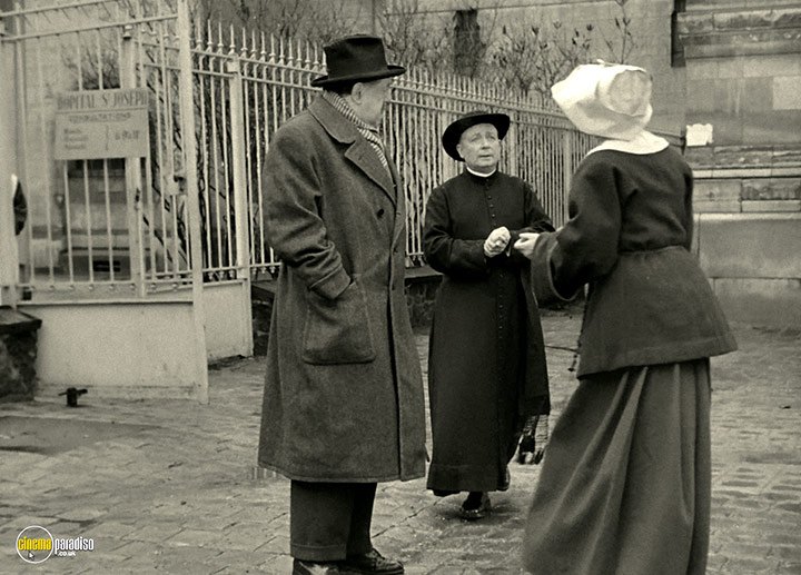 A still #71 from Full House (1952)