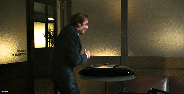 A still #4 from Vampire's Kiss (1988)