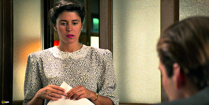 A still #33 from Vampire's Kiss (1988)