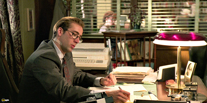A still #46 from Vampire's Kiss (1988)