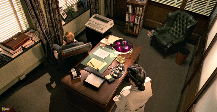 A still #69 from Vampire's Kiss (1988)