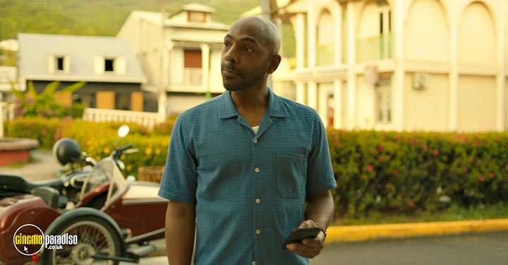 A still #62 from Death in Paradise: Series 15 (2026)