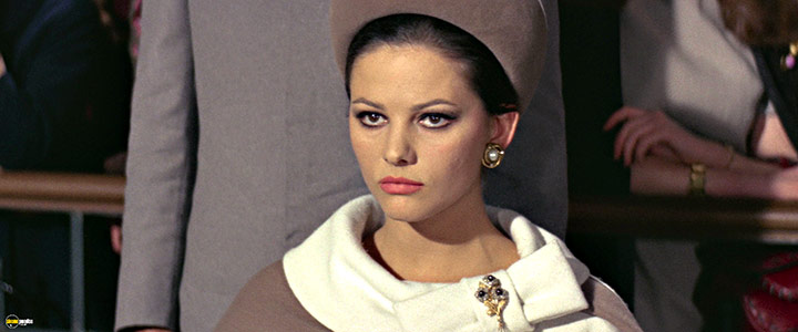 A still #6 from The Pink Panther (1963)