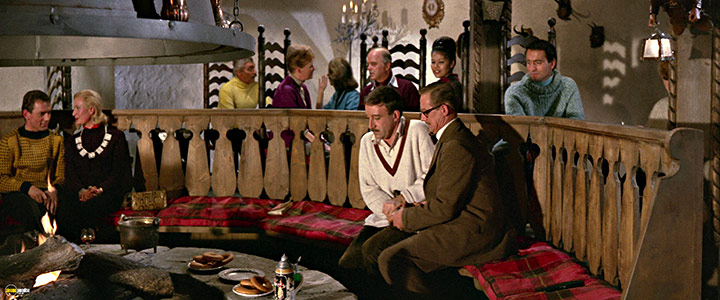 A still #17 from The Pink Panther (1963)