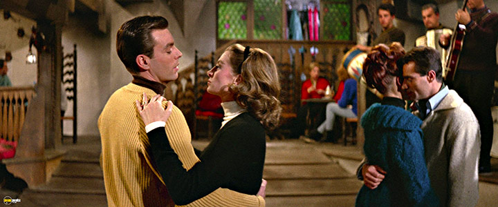 A still #19 from The Pink Panther (1963)