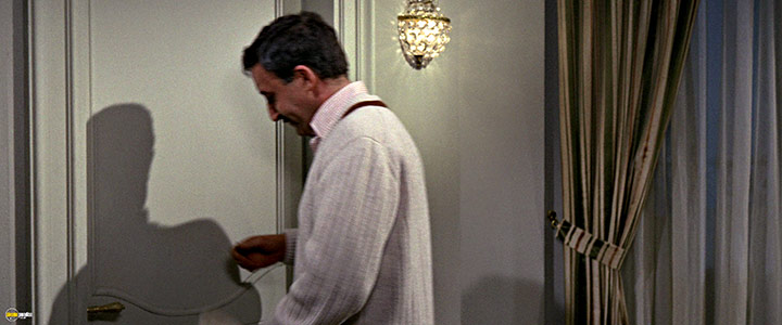 A still #26 from The Pink Panther (1963)