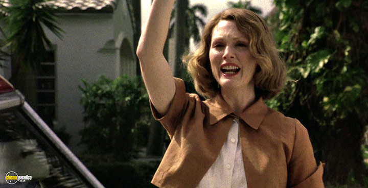 A still #16 from The Hours (2002)