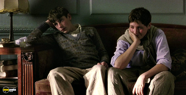 A still #22 from The Hours (2002)
