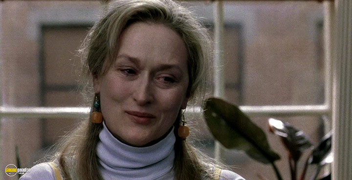 A still #28 from The Hours (2002)