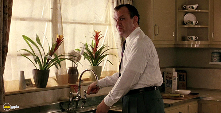A still #46 from The Hours (2002)