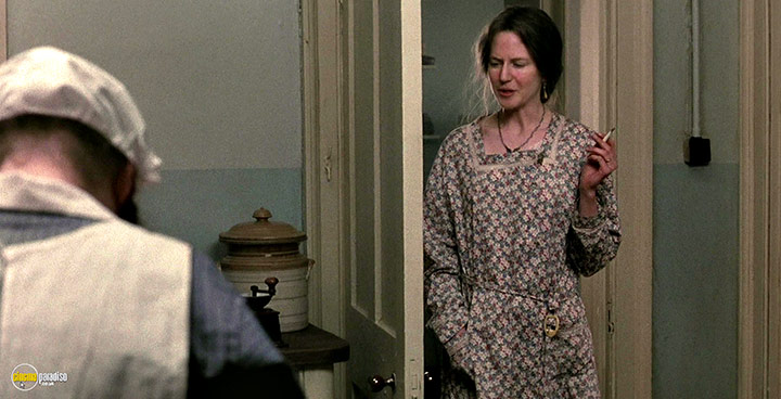 A still #66 from The Hours (2002)