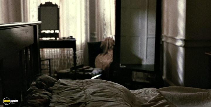 A still #69 from The Hours (2002)